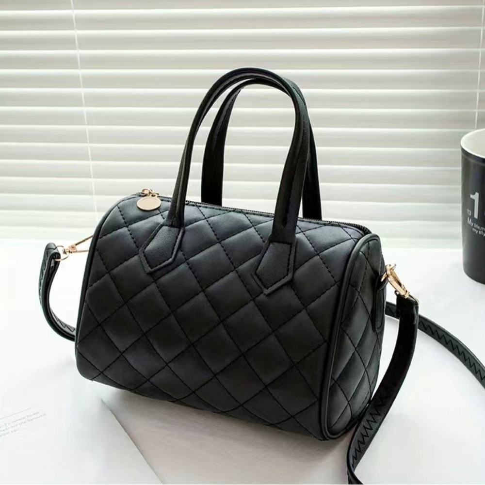Black Quilted Mini Fashion Bag - Picture 1 of 13